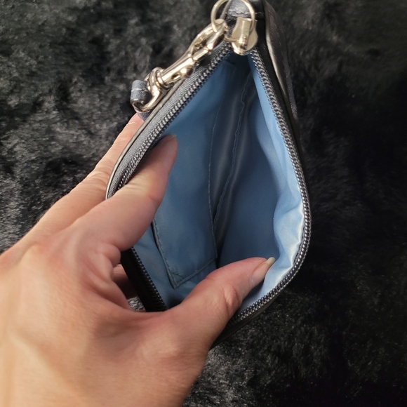 Coach Wristlet in black - EUC. - Picture 11 of 12